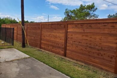 RESIDENTIAL FENCE