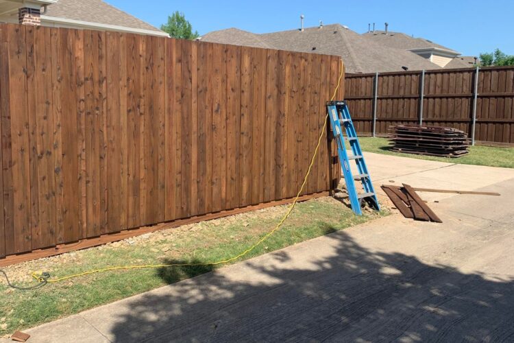 Which Type of Residential Fence Should I Install?